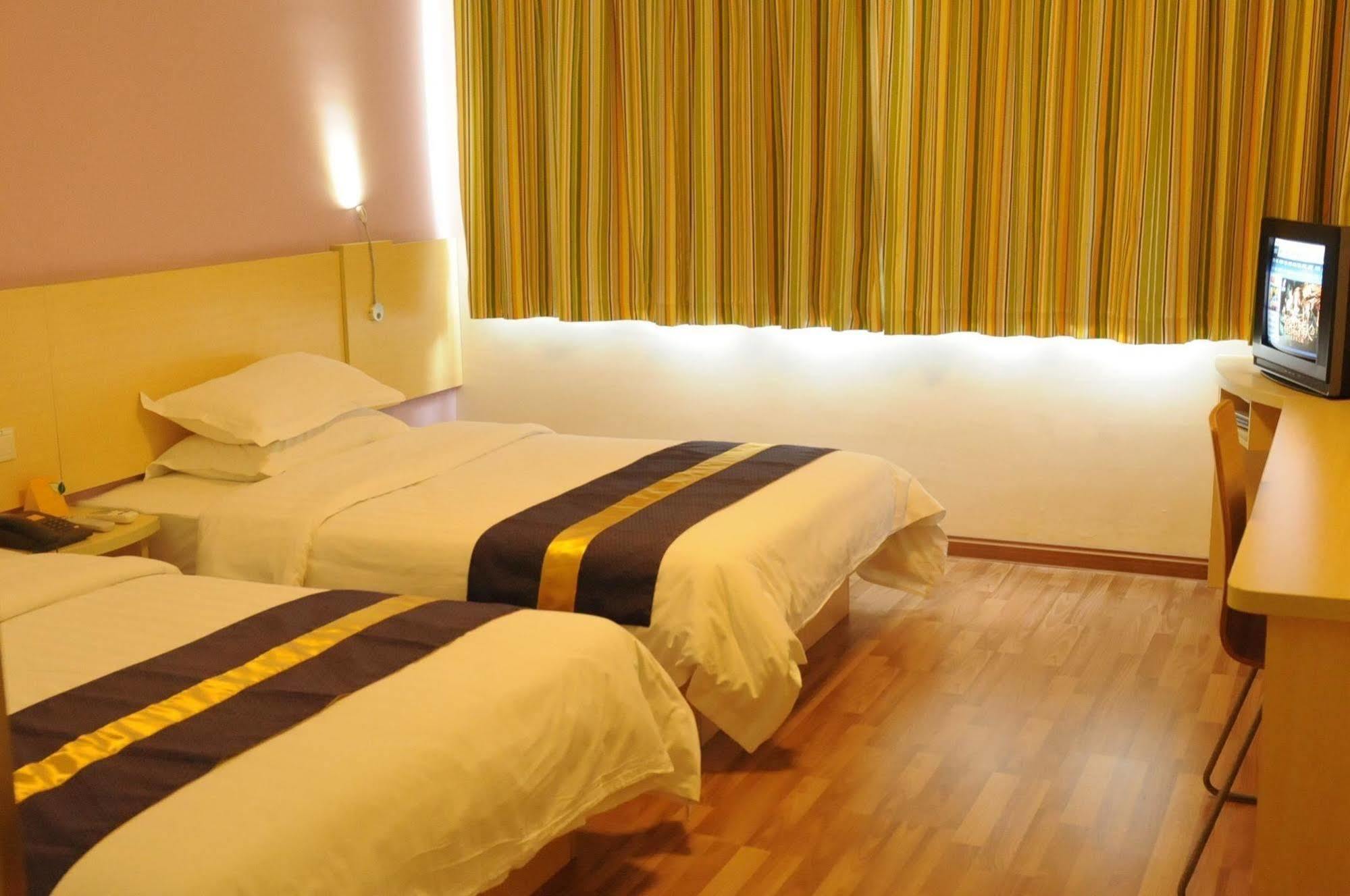 Yuanman Hotel Huizhou Yongwang Plaza 외부 사진